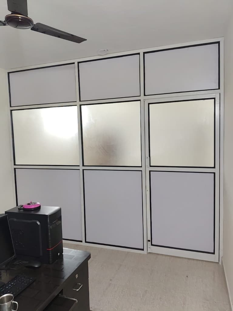Full-Height Aluminium Office Partition